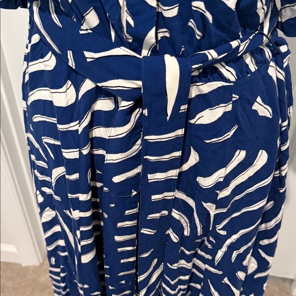 H&M Blue and White Maxi Dress - Picture 3 of 7